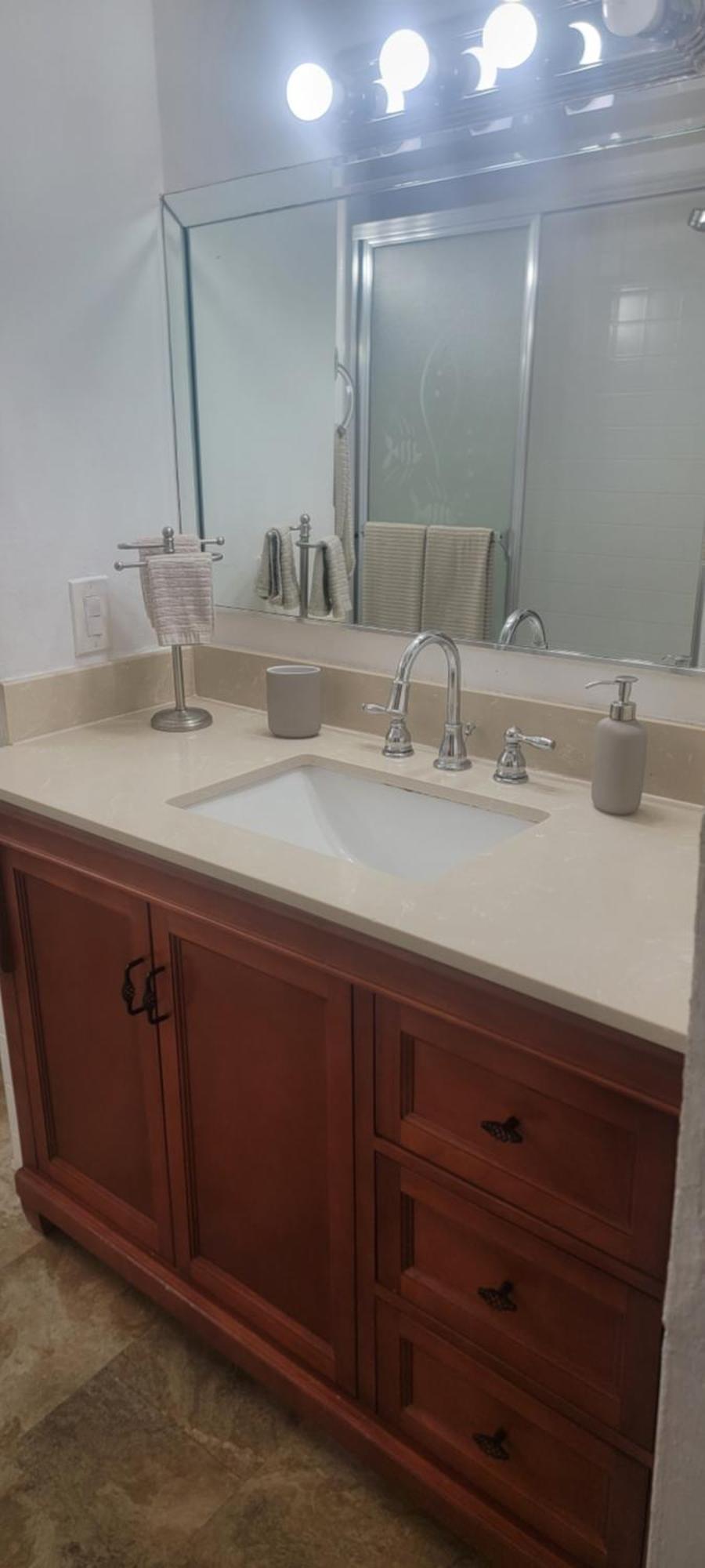 Private In The Heart Of Miami! Surrounded By Miami's Hot Spots! Apartment *